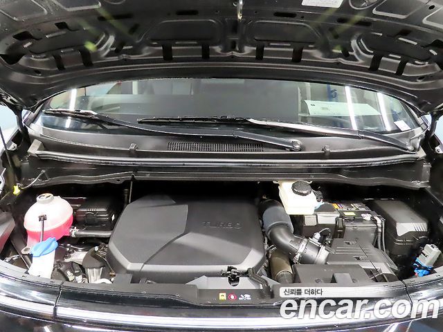 Hyundai Staria 4WD Tourer 9-Seater Modern 2023 — фото 6