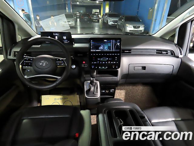 Hyundai Staria 4WD Tourer 9-Seater Modern 2023 — фото 7