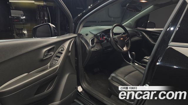 Chevrolet Trax 1.4 Premier 2020 — фото 10