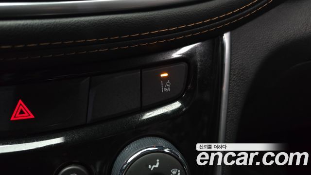 Chevrolet Trax 1.4 Premier 2020 — фото 13