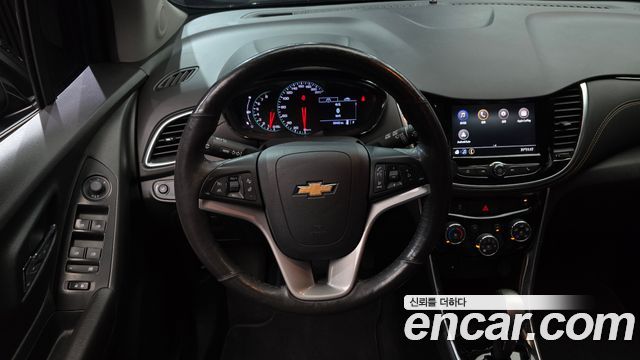 Chevrolet Trax 1.4 Premier 2020 — фото 14