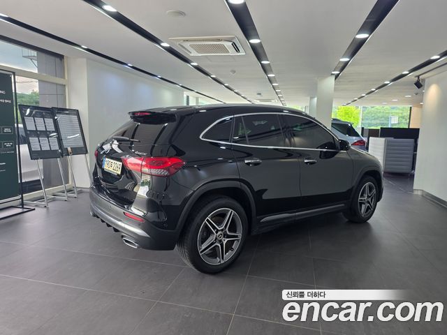 Mercedes-Benz GLA-Class (H247) GLA250 4MATIC 2023 — фото 2