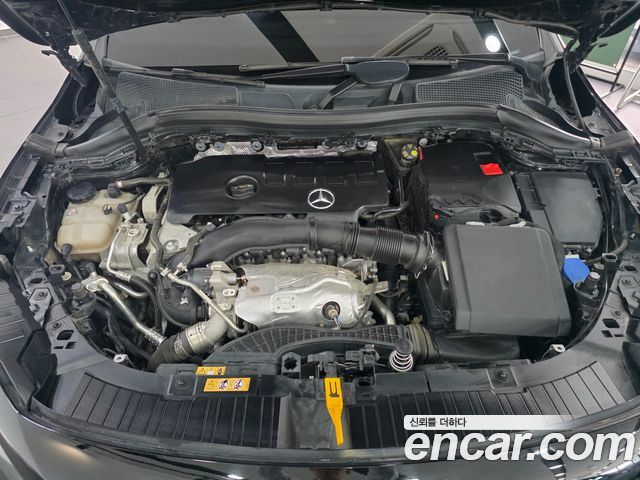 Mercedes-Benz GLA-Class (H247) GLA250 4MATIC 2023 — фото 6
