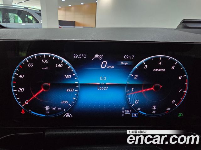 Mercedes-Benz GLA-Class (H247) GLA250 4MATIC 2023 — фото 8
