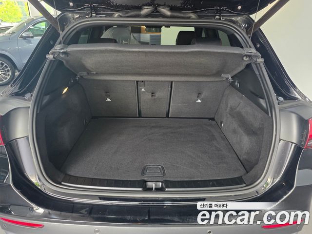 Mercedes-Benz GLA-Class (H247) GLA250 4MATIC 2023 — фото 15