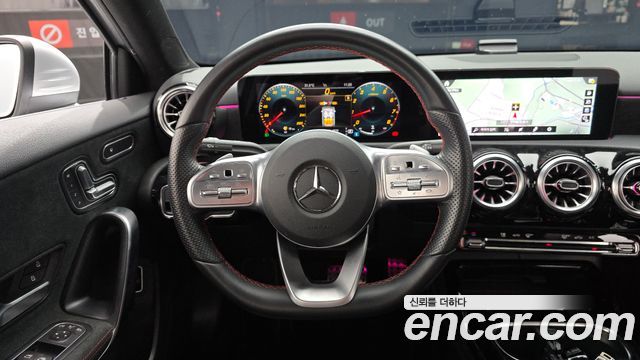 Mercedes-Benz A-Class (W177) AMG A35 4MATIC Sedan 2021 — фото 13