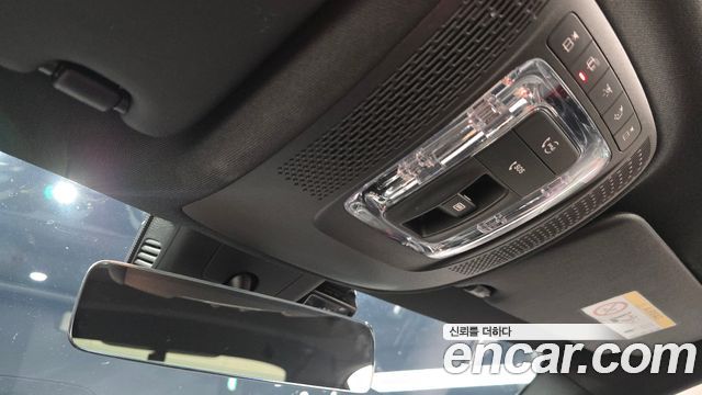 Mercedes-Benz A-Class (W177) AMG A35 4MATIC Sedan 2021 — фото 32