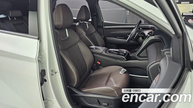 Hyundai Tucson (NX4) Gasoline 1.6 Turbo 4WD Inspiration 2021 — фото 12