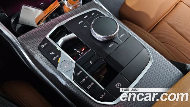 BMW 3 Series (G20) 320i M Sport 2025 — фото 9