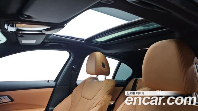 BMW 3 Series (G20) 320i M Sport 2025 — фото 33