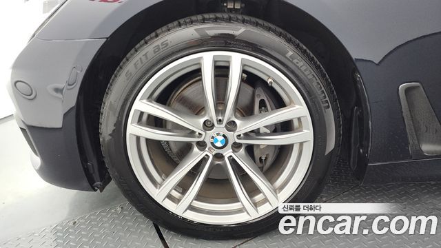 BMW 7 Series (G11) 740d xDrive M Sport 2016 — фото 5