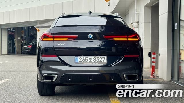 BMW X6 (G06) xDrive40i M Sport 2022 — фото 4