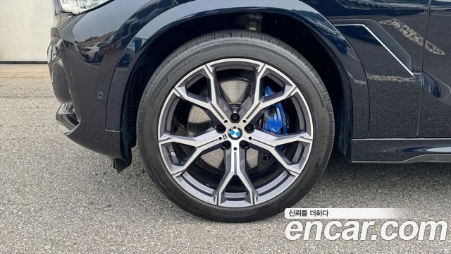 BMW X6 (G06) xDrive40i M Sport 2022 — фото 5
