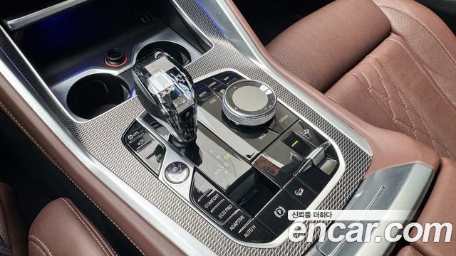 BMW X6 (G06) xDrive40i M Sport 2022 — фото 9