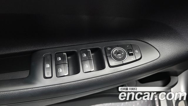 Hyundai Grandeur (IG) 3.0 LPi Rent Car Modern 2022 — фото 27