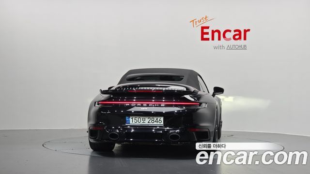 Porsche 911 (992) Turbo S Cabriolet 2021 — фото 4