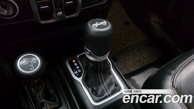 Jeep Wrangler (JL) 2.0 Overland 4Door 2019 — фото 9