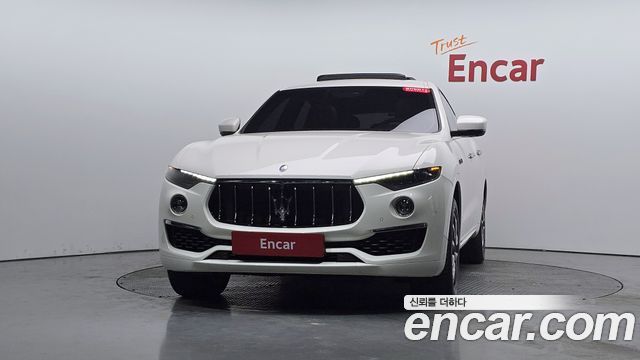 Maserati Levante 3.0 Diesel AWD GranLusso 2020 — фото 3