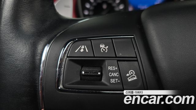 Maserati Levante 3.0 Diesel AWD GranLusso 2020 — фото 18