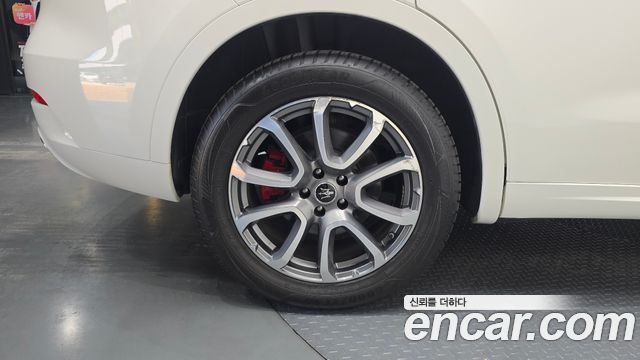 Maserati Levante 3.0 Diesel AWD GranLusso 2020 — фото 34