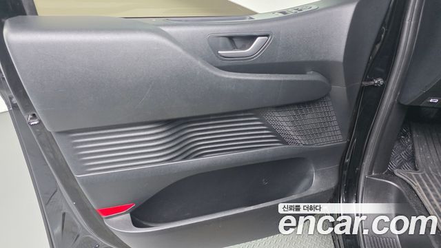 Hyundai Staria Cargo 5-Seater Modern 2023 — фото 26