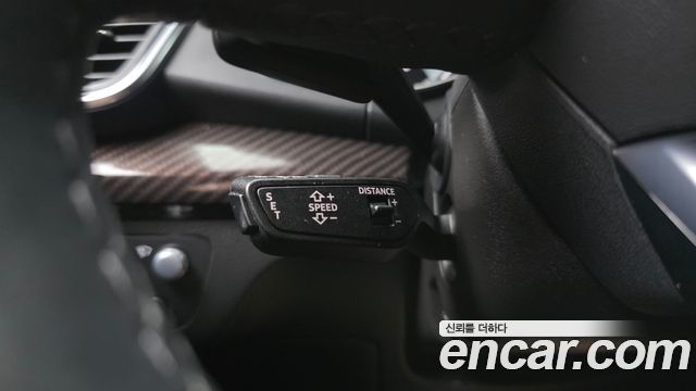Audi Q5 (FY) 40 TDI Quattro Premium 2021 — фото 38
