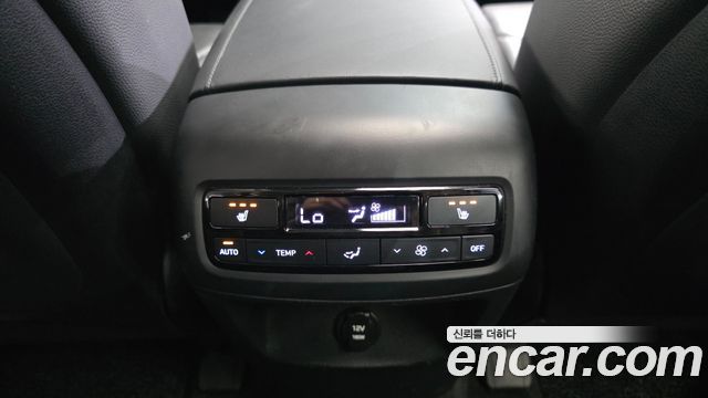 Hyundai Palisade Diesel 2.2 2WD Le Blanc 2024 — фото 19