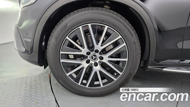 Mercedes-Benz GLC-Class (X253) GLC300 4MATIC 2020 — фото 5