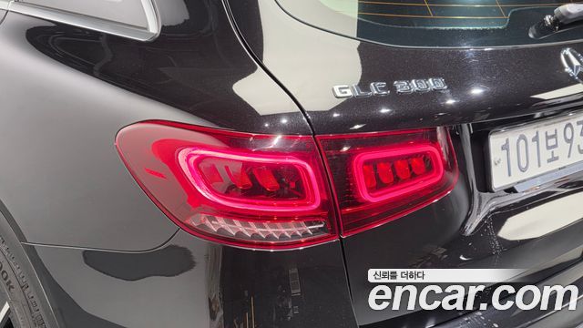 Mercedes-Benz GLC-Class (X253) GLC300 4MATIC 2020 — фото 23