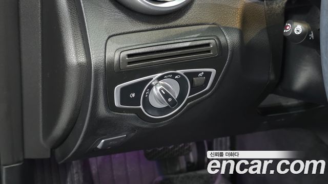 Mercedes-Benz GLC-Class (X253) GLC300 4MATIC 2020 — фото 27
