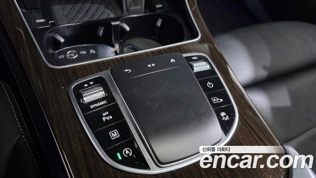 Mercedes-Benz GLC-Class (X253) GLC300 4MATIC 2020 — фото 32