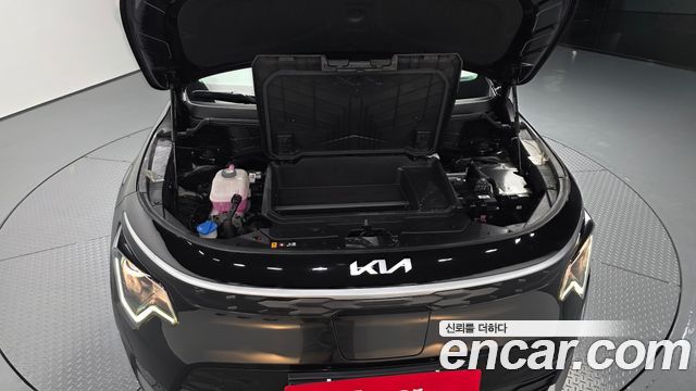 Kia Niro EV Air 2023 — фото 6