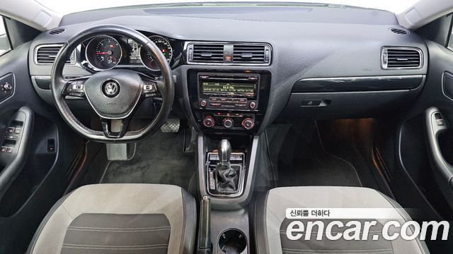 Volkswagen Jetta 2.0 TDI BlueMotion 6th 2015 — фото 7