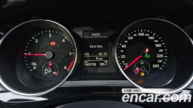 Volkswagen Jetta 2.0 TDI BlueMotion 6th 2015 — фото 8