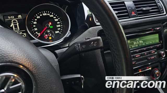 Volkswagen Jetta 2.0 TDI BlueMotion 6th 2015 — фото 18
