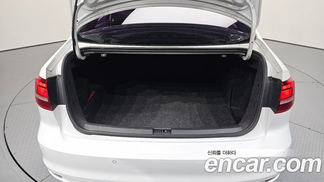 Volkswagen Jetta 2.0 TDI BlueMotion 6th 2015 — фото 20