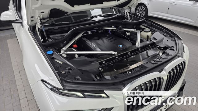 BMW X7 (G07) xDrive 40i M Sport 6STR 2025 — фото 6