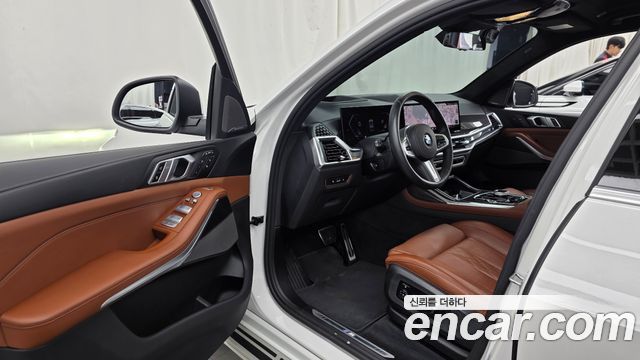 BMW X7 (G07) xDrive 40i M Sport 6STR 2025 — фото 10