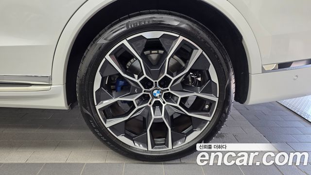 BMW X7 (G07) xDrive 40i M Sport 6STR 2025 — фото 27
