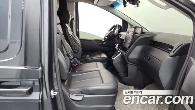 Hyundai Staria L3.5 Cargo 3-Seater Modern 2022 — фото 26