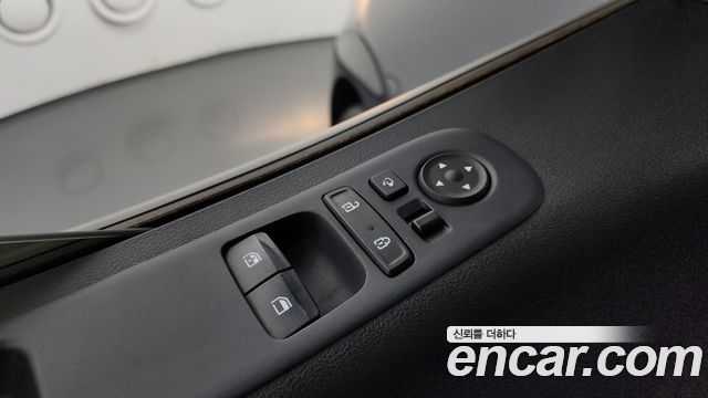 Hyundai Staria L3.5 Cargo 3-Seater Modern 2022 — фото 28