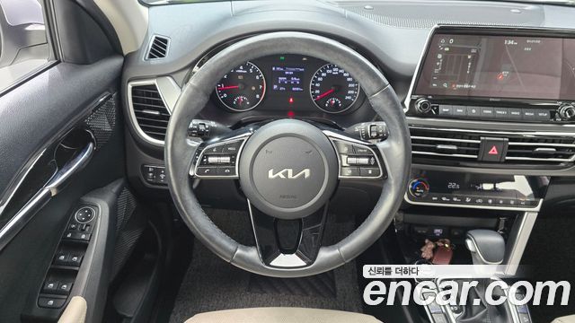 Kia Seltos Gasoline 1.6 Turbo 2WD Gravity 2022 — фото 13