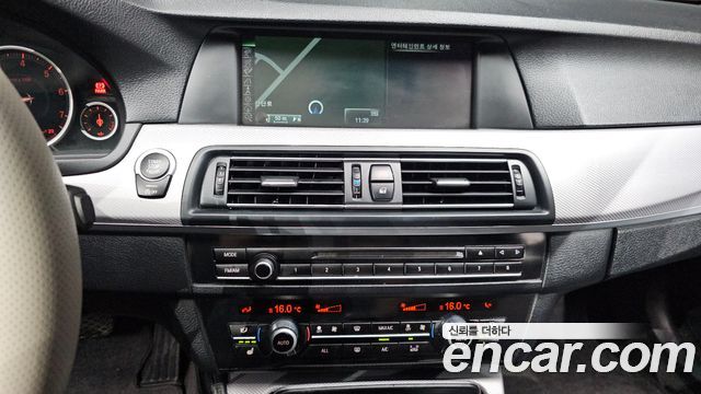 BMW 5 Series (F10) 528i M Sport 2013 — фото 16