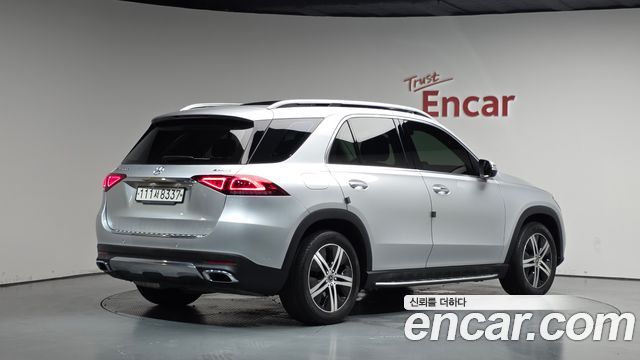 Mercedes-Benz GLE-Class (W167) GLE300d 4MATIC 2020 — фото 2
