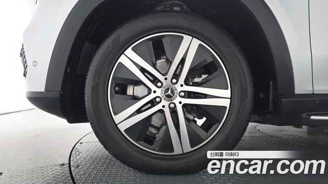Mercedes-Benz GLE-Class (W167) GLE300d 4MATIC 2020 — фото 5