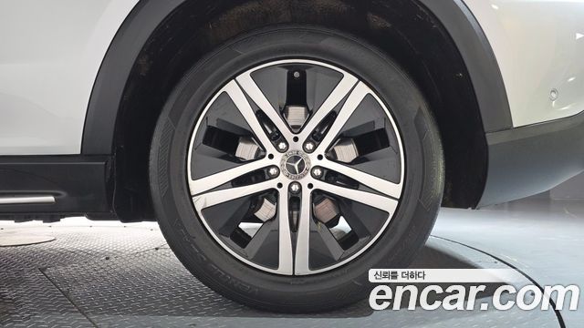Mercedes-Benz GLE-Class (W167) GLE300d 4MATIC 2020 — фото 21