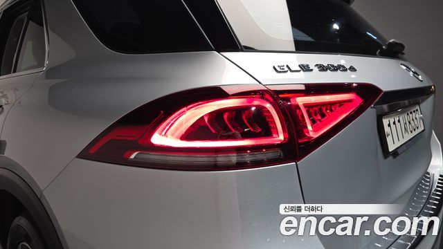 Mercedes-Benz GLE-Class (W167) GLE300d 4MATIC 2020 — фото 23