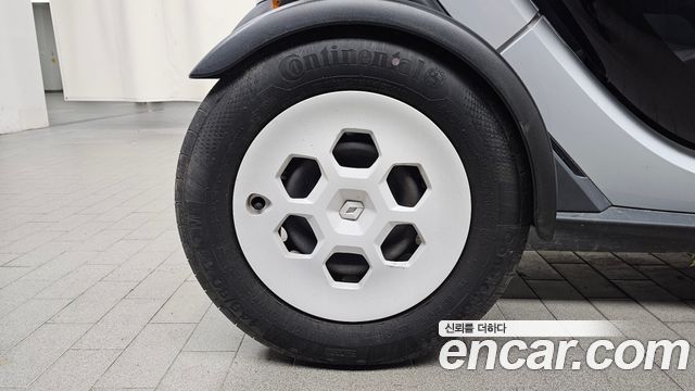 Renault Korea Twizy Life(2-Seater) 2020 — фото 5