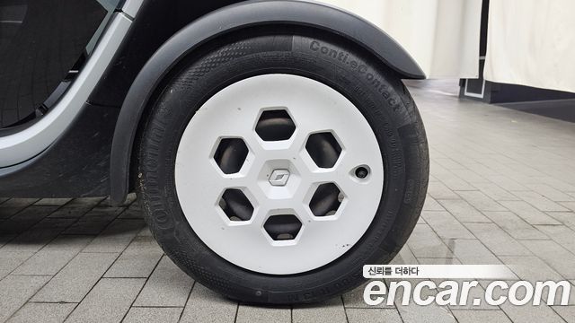 Renault Korea Twizy Life(2-Seater) 2020 — фото 21