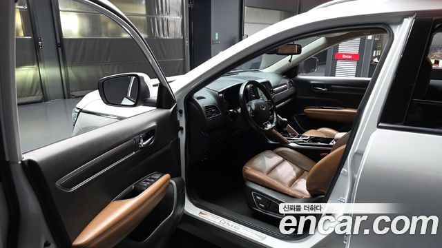 Renault Korea QM6 2.0 LPe RE Signature 2WD 2022 — фото 10